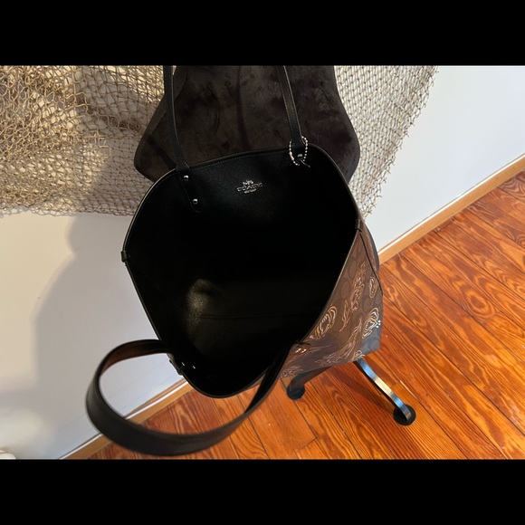 BNWOT Coach reversible tote - Picture 2 of 8